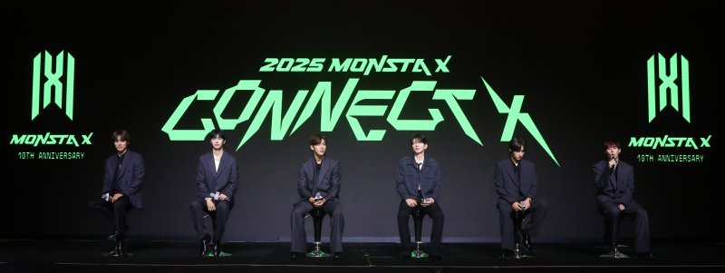 '10주년' 몬스타엑스, 3세대 보이그룹에 대한 어떤 향수