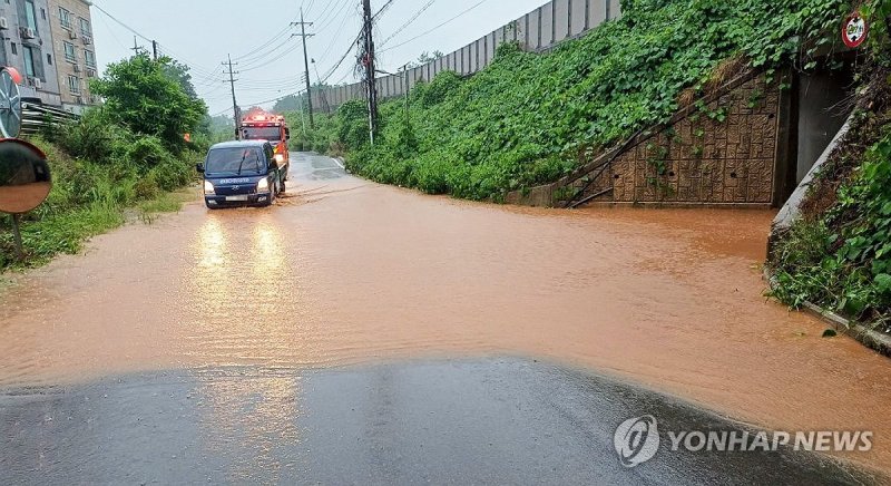 호우 특보, 충남 곳곳에서 침수 피해 (출처=연합뉴스)