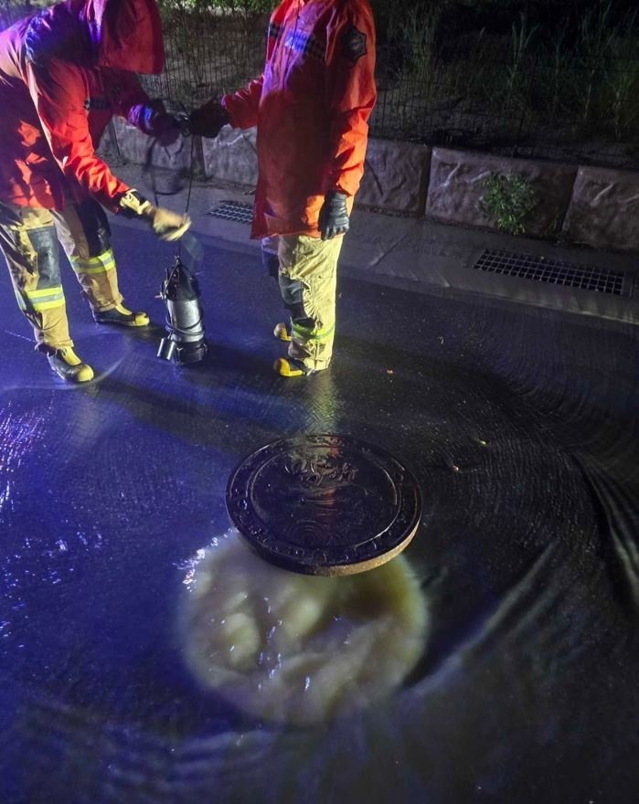 강원 춘천 동내면 거두리 맨홀 역류 현장. (자료사진) 뉴스1
