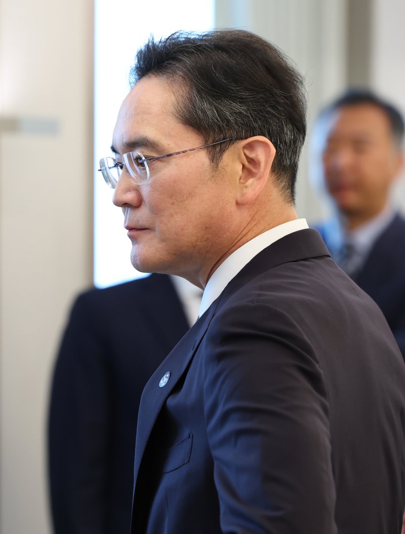 이재용 측 "삼성물산 합병·삼성바이오 회계 적법 분명히 확인돼" [삼성 사법리스크 완전 해소]