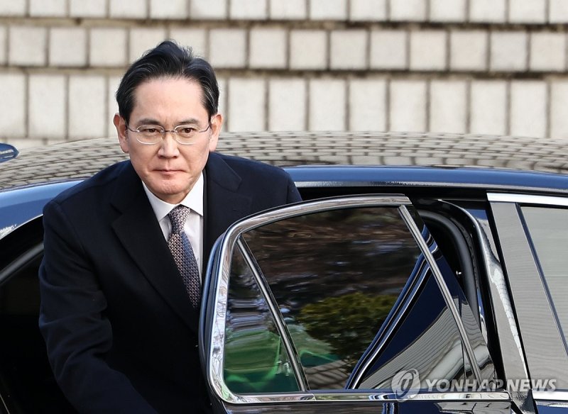 첫 과제는 반도체 살리기… AI 핵심기술 추격도 속도낸다 [닻올리는 뉴삼성]