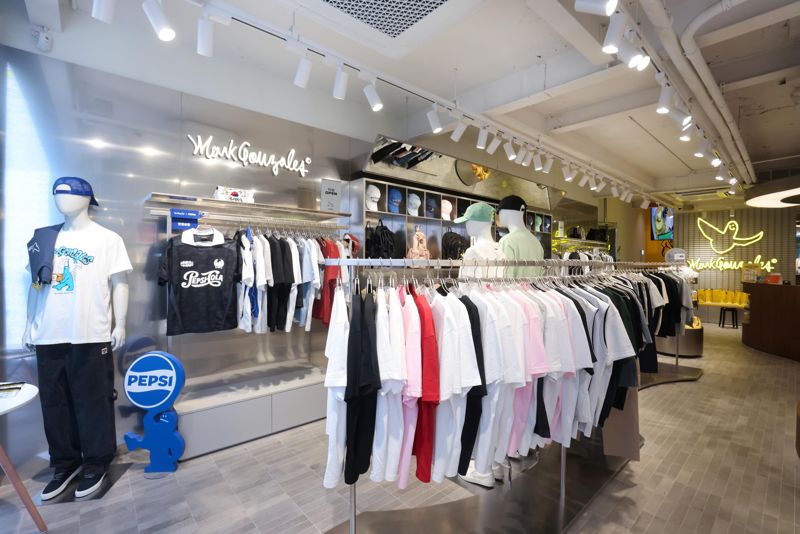 마크곤잘레스 명동 플래그십 스토어 전경. 더네이쳐홀딩스 제공