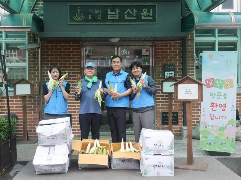 쌍용C&E, 강원 농산물 서울 취약계층에 기부
