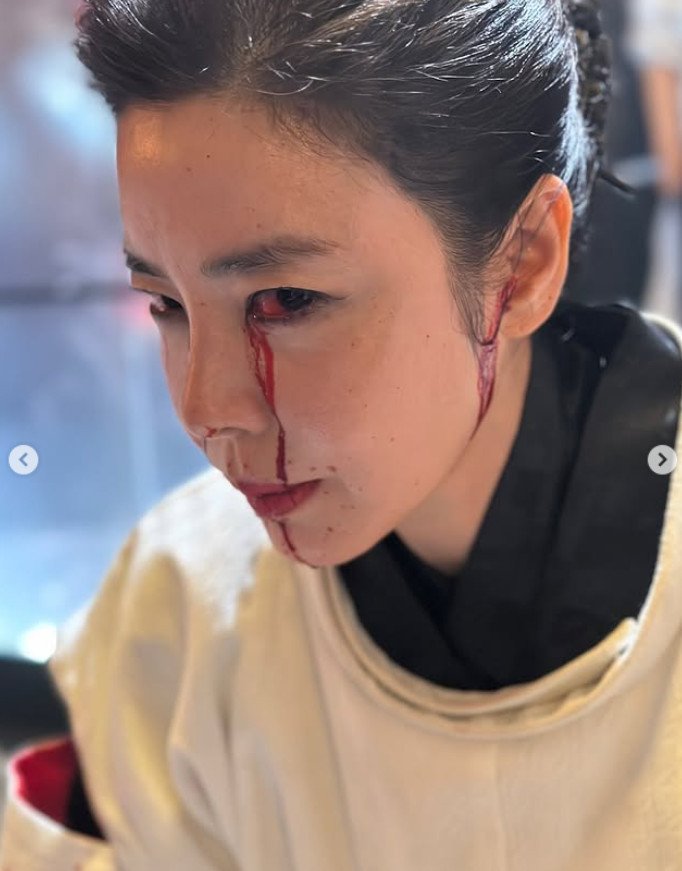 피눈물 철철 흘리는 영부인…김규리 "더 오싹해지길" [N샷]