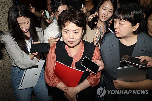 국힘 혁신안 파열음 확산…윤희숙 "다구리"·지도부 "도 지나쳐"