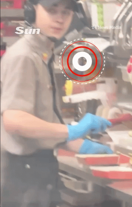 손님과 싸우고 "퉷"... 버거에 침 뱉고 포장한 직원