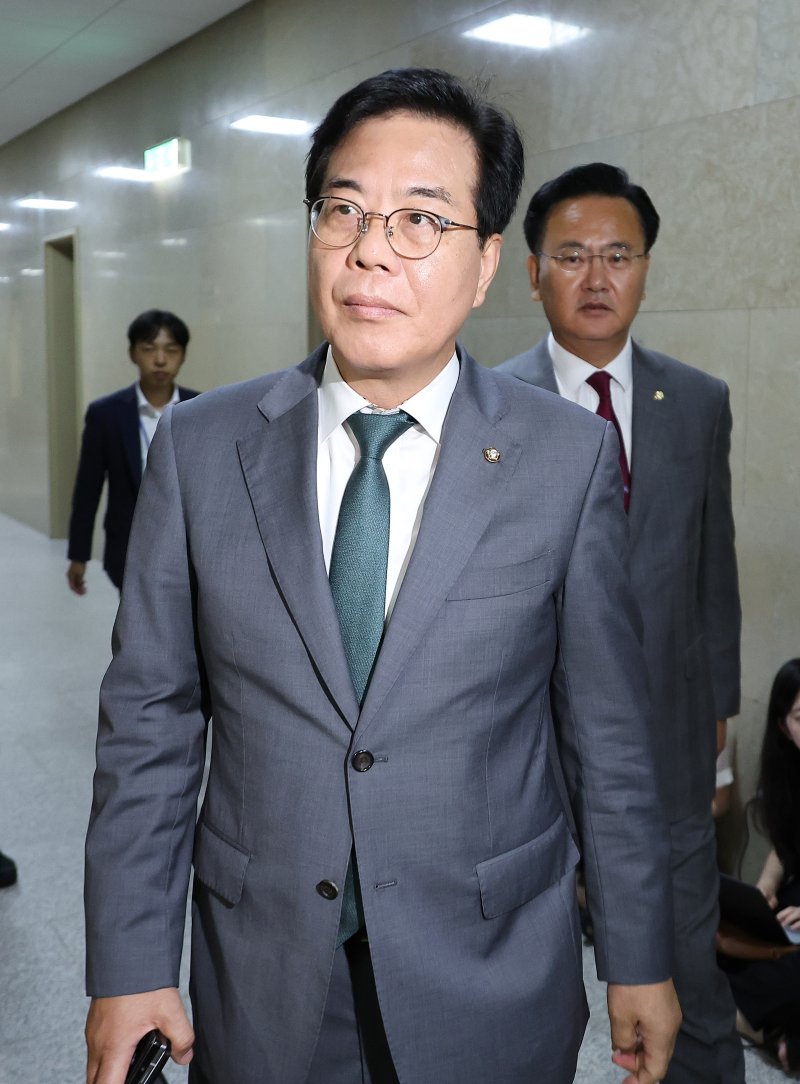 '강선우·이진숙' 임명 강행할 듯…민주당 "결격에 이를 문제 없어"