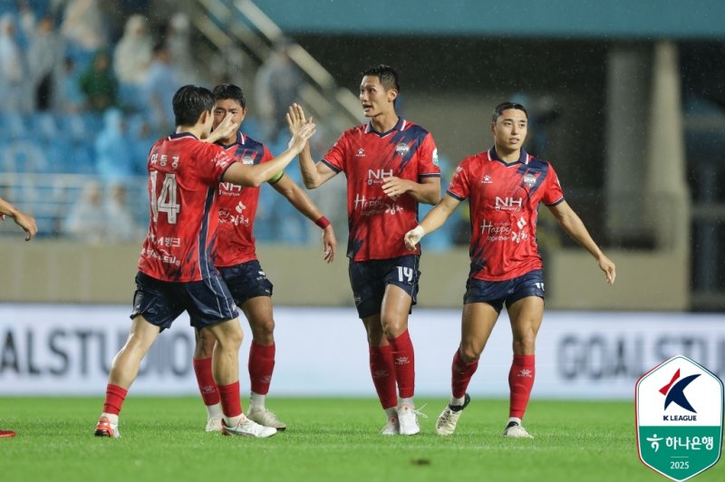 [서울=뉴시스] 프로축구 K리그1 꽁 머니 카지노 3 만 상무의 박상혁. (사진=한국프로축구연맹 제공)