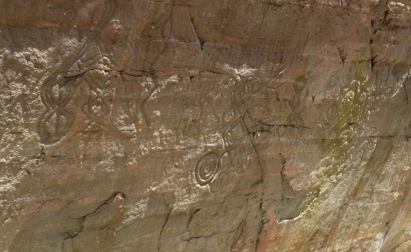 [울산=뉴시스] 배병수 기자 = 14일 유네스코 세계유산으로 등재 된 울산 울주군 천전리 명문화 암각화에 그림이 선명하게 보이고 있다. 지난 12일 울주군 대곡리 ‘반구대 암각화’와 천전리 ‘명문화 암각화’가 유네스코 세계유산으로 등재됐다. 2025.07.14.bbs@newsis.com.