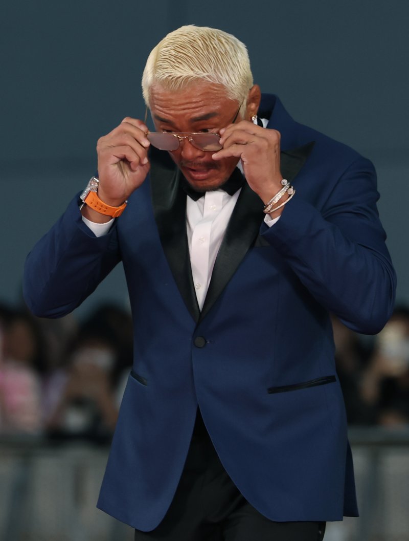 [뉴스1 ★] 추성훈 , 마초맨 ‘아조씨’의 굴욕? 안경에 강림한 예능신