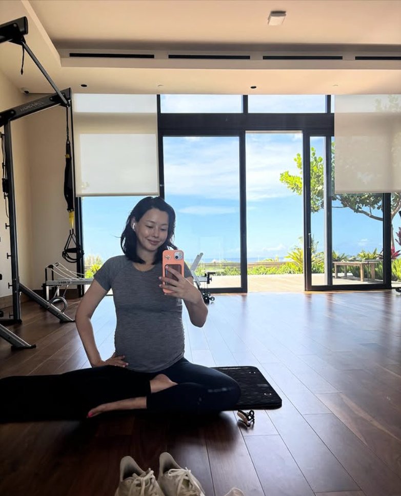 '둘째 임신 34주차' 이하늬, 선명한 D라인·물오른 미모…만족해 