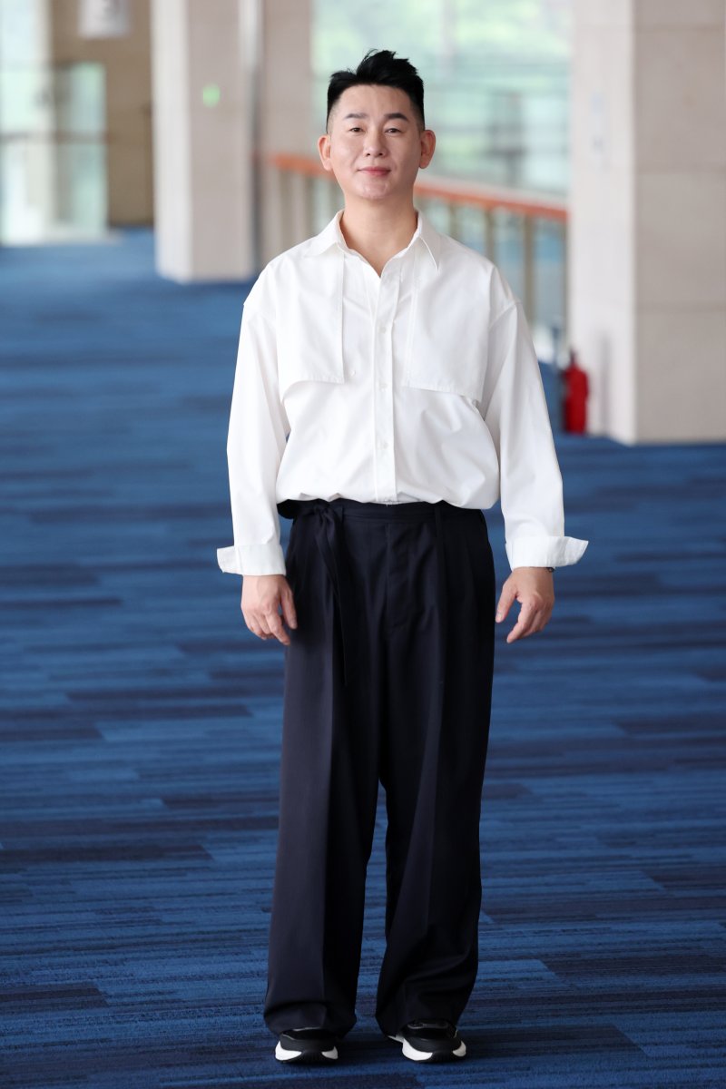 [서울=뉴시스] 박진희 기자 = 소리꾼 고금성이 지난 16일 서울 중구 국립극장 해오름극장에서 인터뷰 하고 있다. 2025.07.18. pak7130@newsis.com