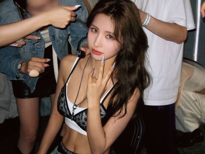 치어리더 전은비, 걸그룹 탈퇴 후 근황…선명한 '11자' 복근