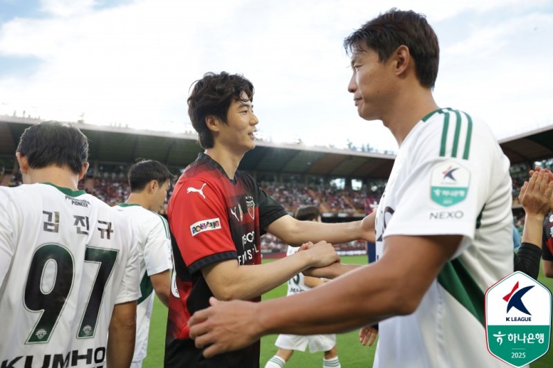 [서울=뉴시스]바카라사이트 제작 포항 데뷔전. (사진=한국프로축구연맹 제공)