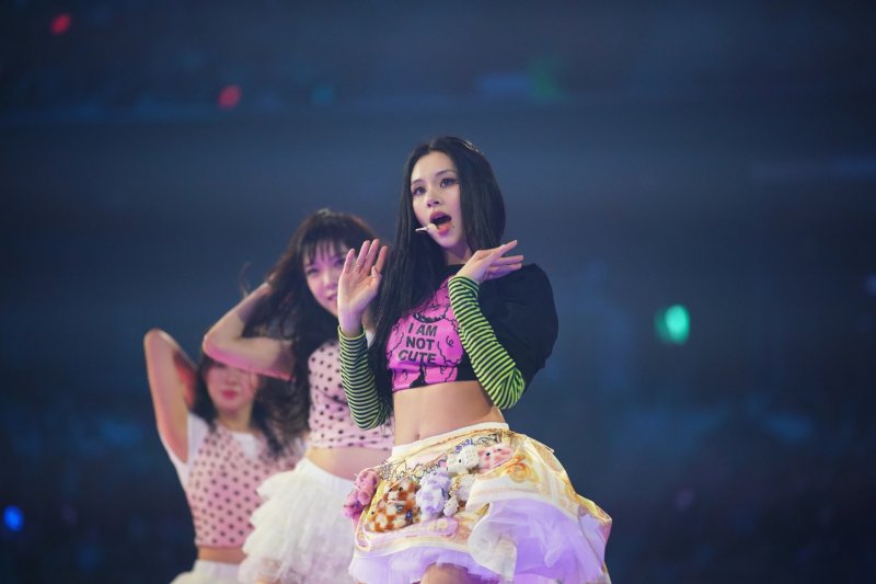 트와이스 '360도 콘서트', 이들의 공연 능력이 평가절하됐다는 증거