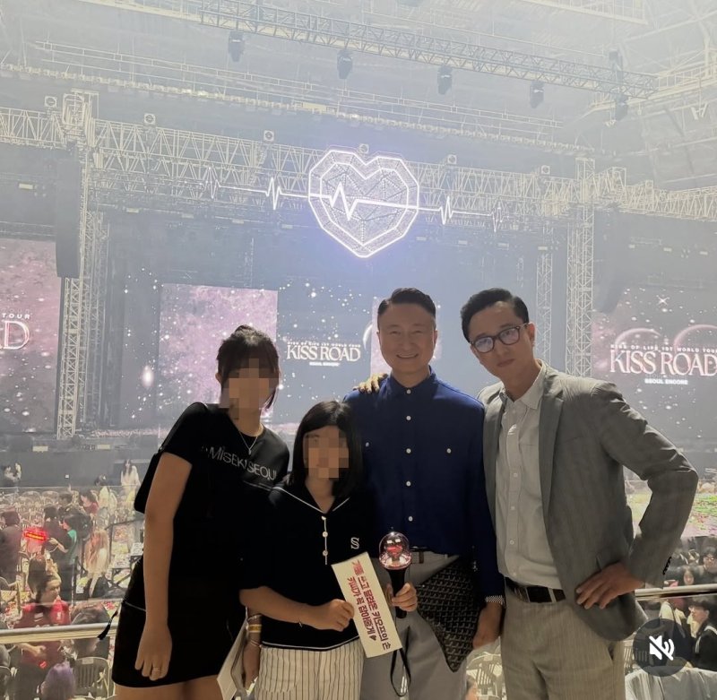 주영훈, 키오프 콘서트 방문…'벨 아빠' 심신과 오랜 인연 과시 [N샷]