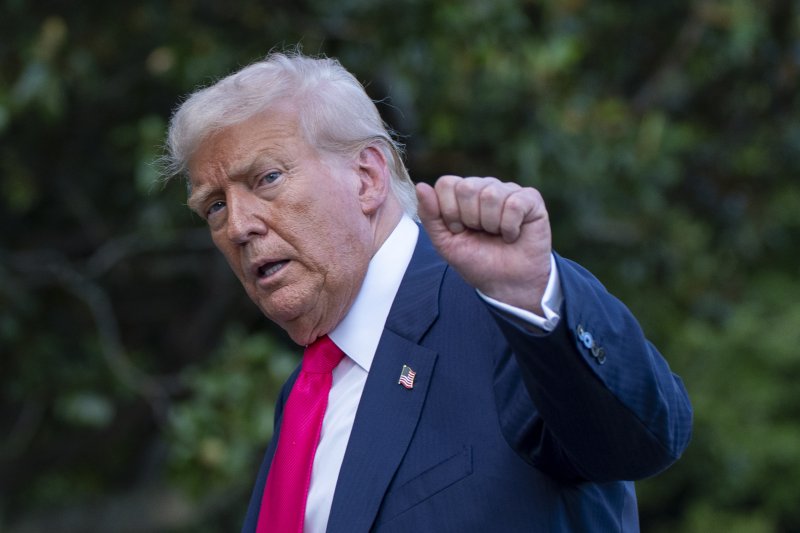 트럼프 집권 2기 6개월... 트럼프는 자화자찬 정책지지도는 떨어져