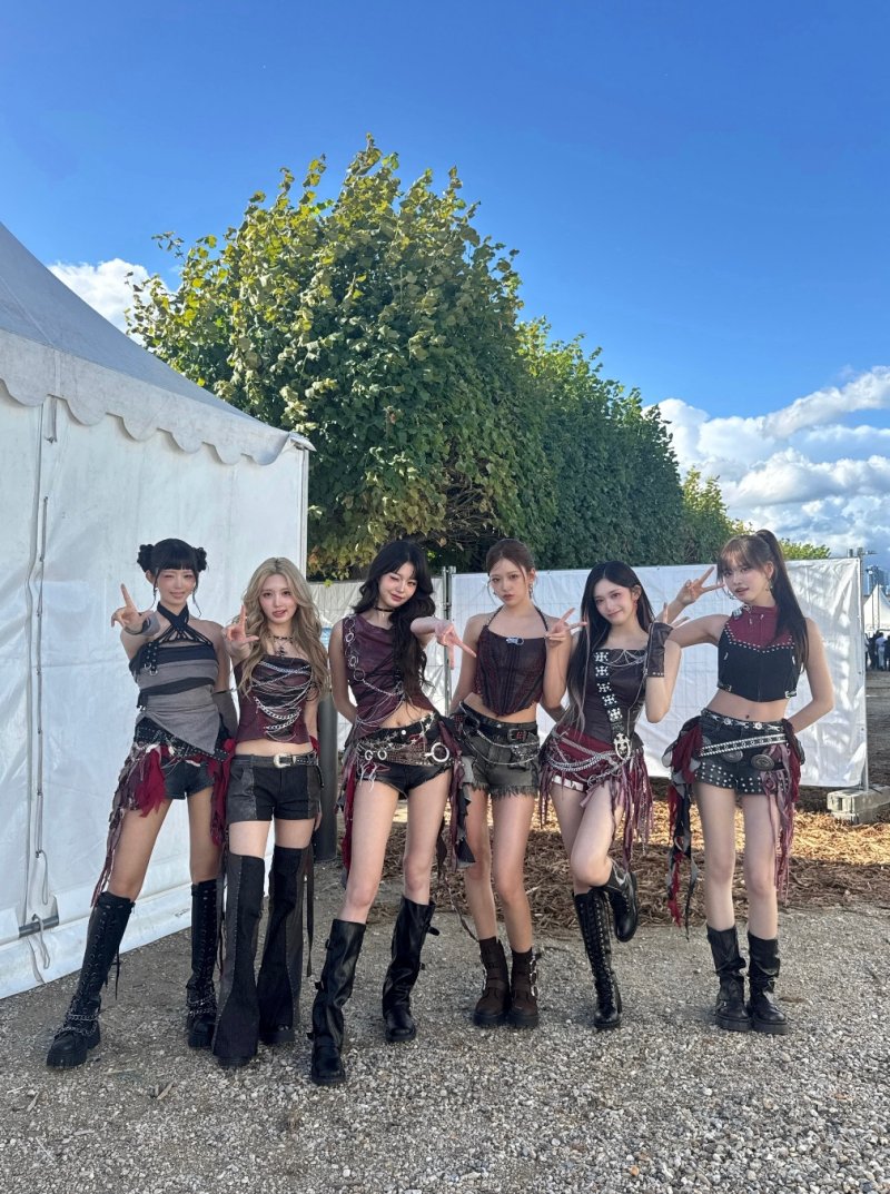 아이브, '음향송출 문제'에도 노련하네…'롤라팔루자 파리'