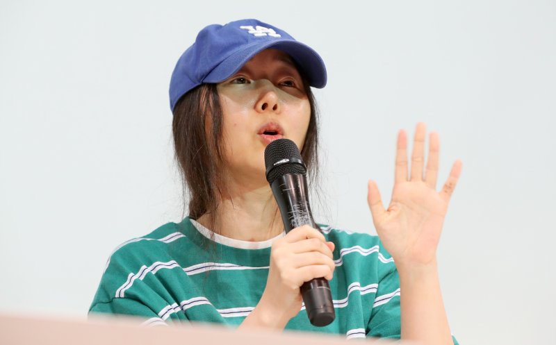 뉴진스 데뷔 3주년…"민희진·하이브 분쟁 '실패한 경영 갈등 사례' 아니다"