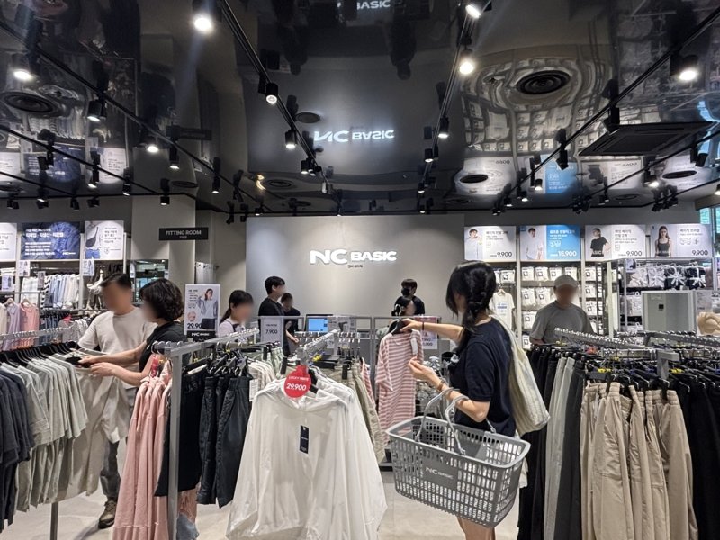 NC베이직은 6월 21일 NC바카라사이트 벳위즈이 정규 2호점 개소 한 달 바카라사이트 벳위즈 전년 동기 대비 556%의 매출 성장률을 기록했다.(NC베이직제공)