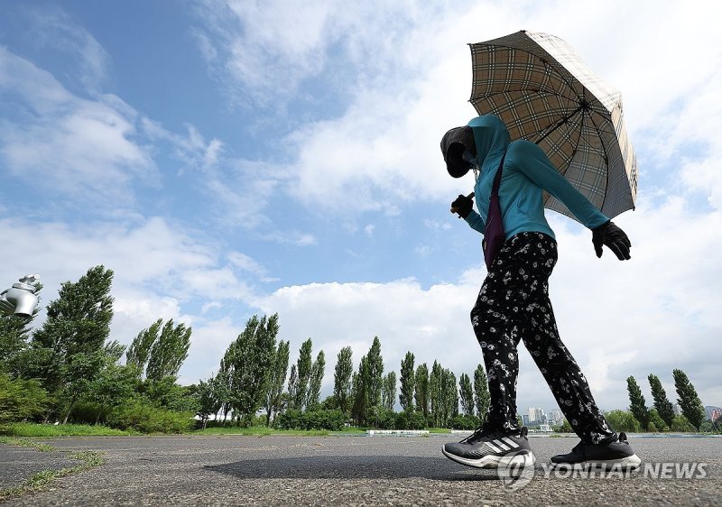 소나기 지나간 하늘 (출처=연합뉴스)