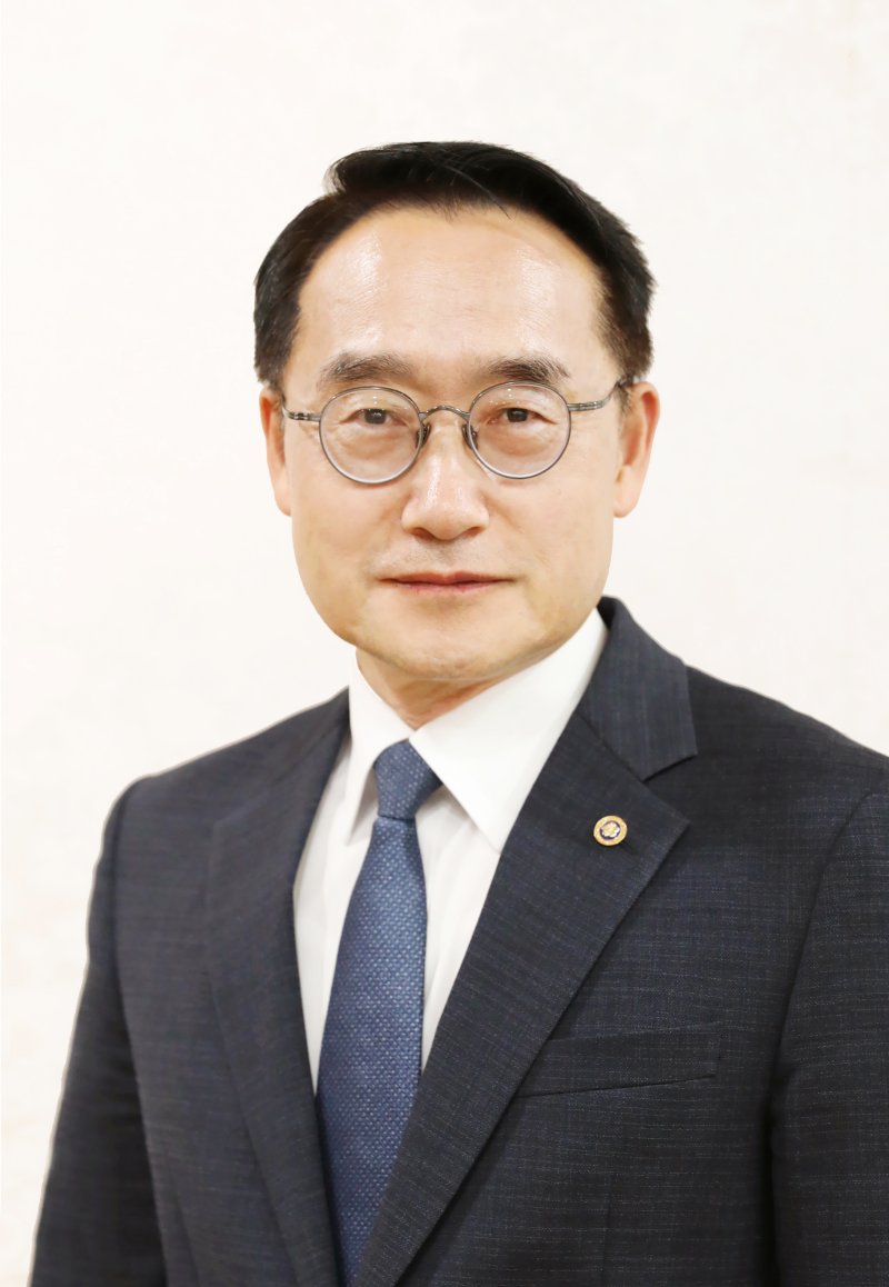 중앙선거관리위원회 허철훈 신임 라이트닝 바카라 사이트 (중앙라이트닝 바카라 사이트 제공)