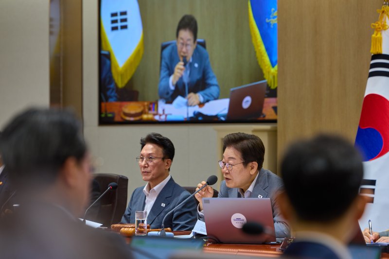 이재명 대통령이 15일 서울 용산 대통령실 청사에서 열린 에볼루션 바카라사이트에서 발언을 하고 있다. (대통령실 제공. 재판매 및 DB 금지) 2025.7.15/에볼루션 바카라사이트1 ⓒ News1 이재명 기자