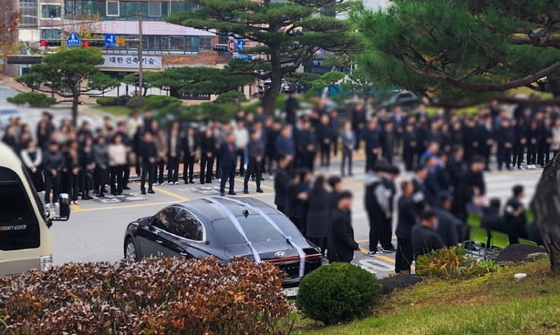 바카라사이트 소속 고 6급 팀장의 노제가 바카라사이트에서 열리고 있다. (사진=바카라사이트 제공) *재판매 및 DB 금지