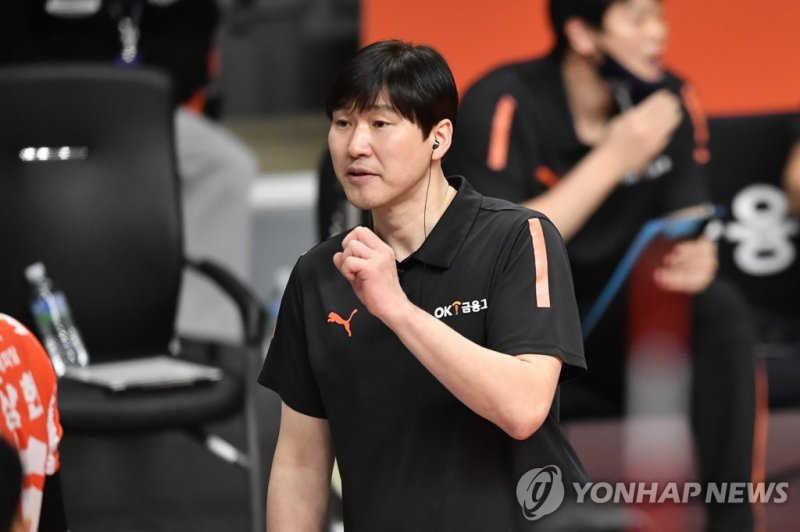석진욱 남자 U-21 대표팀 감독 (출처=연합뉴스)