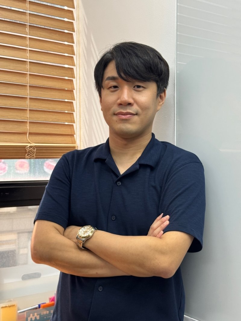 인터뷰하는 디랩스게임즈 김재석 공동대표 (출처=연합뉴스)