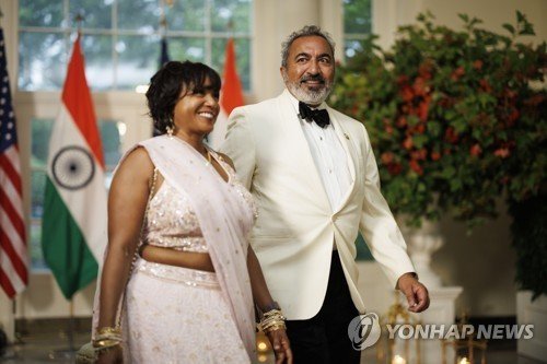 미 연방 하원 외교위 동아태 소위 민주당 간사 아미 베라(오른쪽) 의원 (출처=연합뉴스)