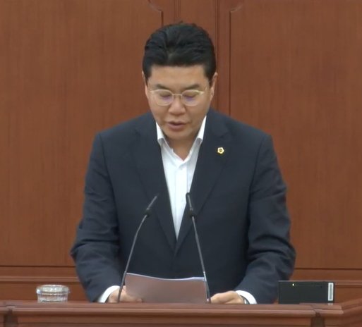 [대전=뉴시스] 조명휘 기자 = 정명국(국민의힘·동구3) 대전시의원이 23일 제288회 임시회 제3차 본회의에서 5분 자유발언을 하고 있다. 2025.07.23. photo@newsis.com *재판매 및 DB 금지