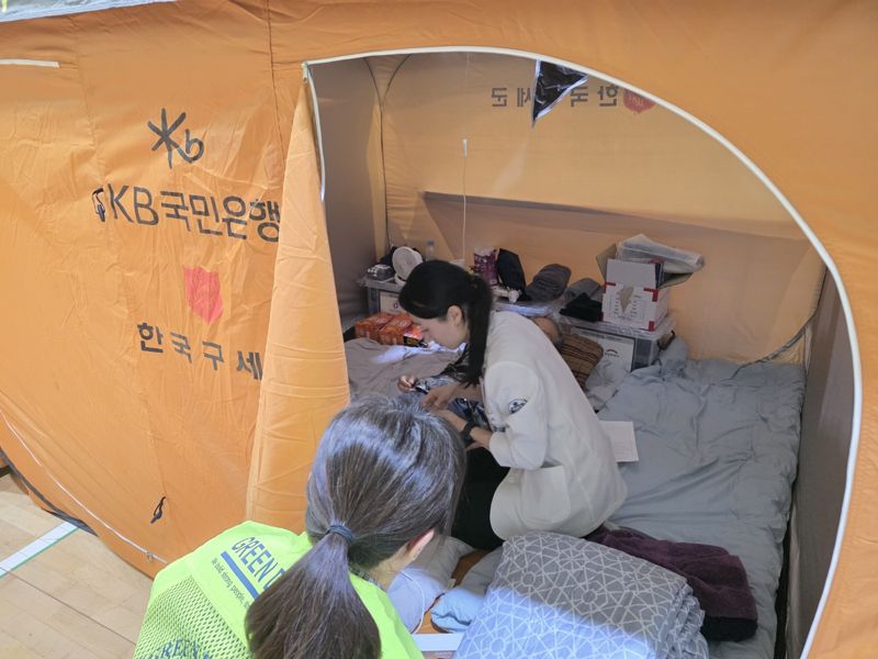 “오늘은 병원 대신 수해지역으로 출근합니다”