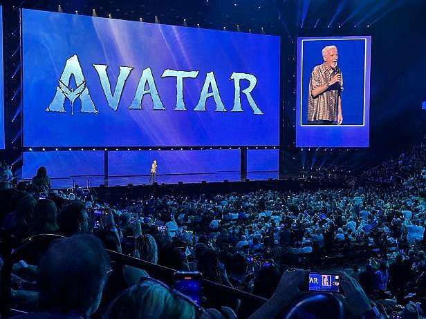 '아바타 3' 소개하는 제임스 캐머런 감독 (출처=연합뉴스)