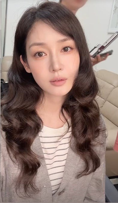 [서울=뉴시스] 성유리. (사진=성유리 인스타그램 캡처) 2025.07.23. photo@newsis.com *재판매 및 DB 금지