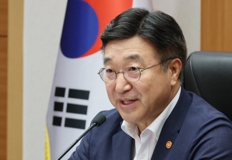 윤호중, "소비쿠폰 취약계층 노출 안되게 조처"...국민 안전 최선