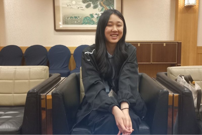 연합뉴스와 인터뷰 하는 켈리 마레트 (출처=연합뉴스)