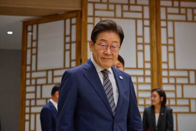 이재명 대통령이 지난 23일 서울 용산 대통령실 청사에서 열린 임명장 및 위촉장 수여식에 참석하고 있다. (이재명 대통령 SNS. 재판매 및 DB 금지) 2025.7.24/뉴스1 ⓒ News1 허경 기자