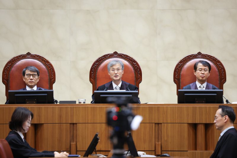 대법원 전원합의체(주심 노태악 대법관)는 24일 항소장각하명령에 대한 A 씨의 즉시항고를 인용한 원심 결정을 파기하고 사건을 인천지법으로 돌려보냈다.(사진=대법원 제공)