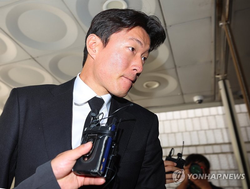 검찰, '불법촬영 혐의' 황의조에게 2년 구형..."반성 모습 아냐"