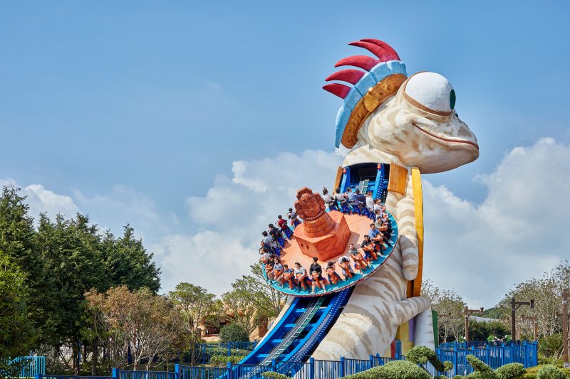 카피바라 먹이 주고 감귤빛 노을 아래 풀파티 '더 핫해진 제주' [Weekend 레저]