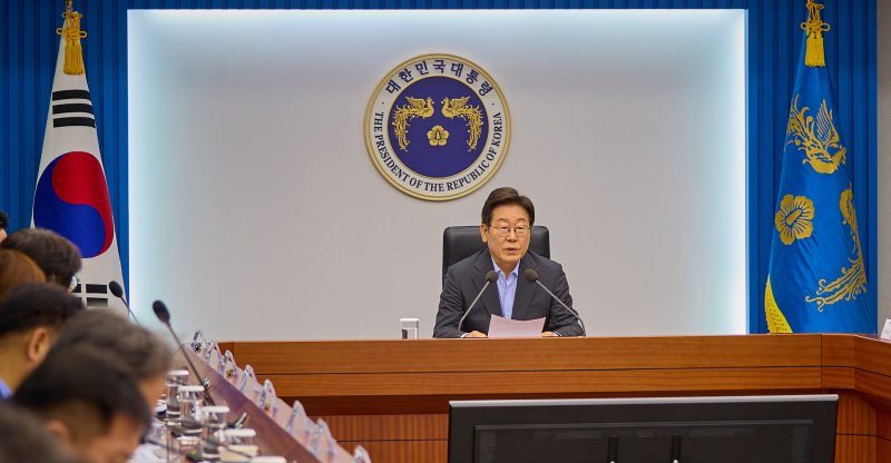 이재명 대통령이 24일 서울 용산 대통령실 청사에서 열린 제5차 수석보좌관회의에서 발언하고 있다. (대통령실 제공. 재판매 및 DB 금지) 2025.7.24/뉴스1 ⓒ News1 허경 기자