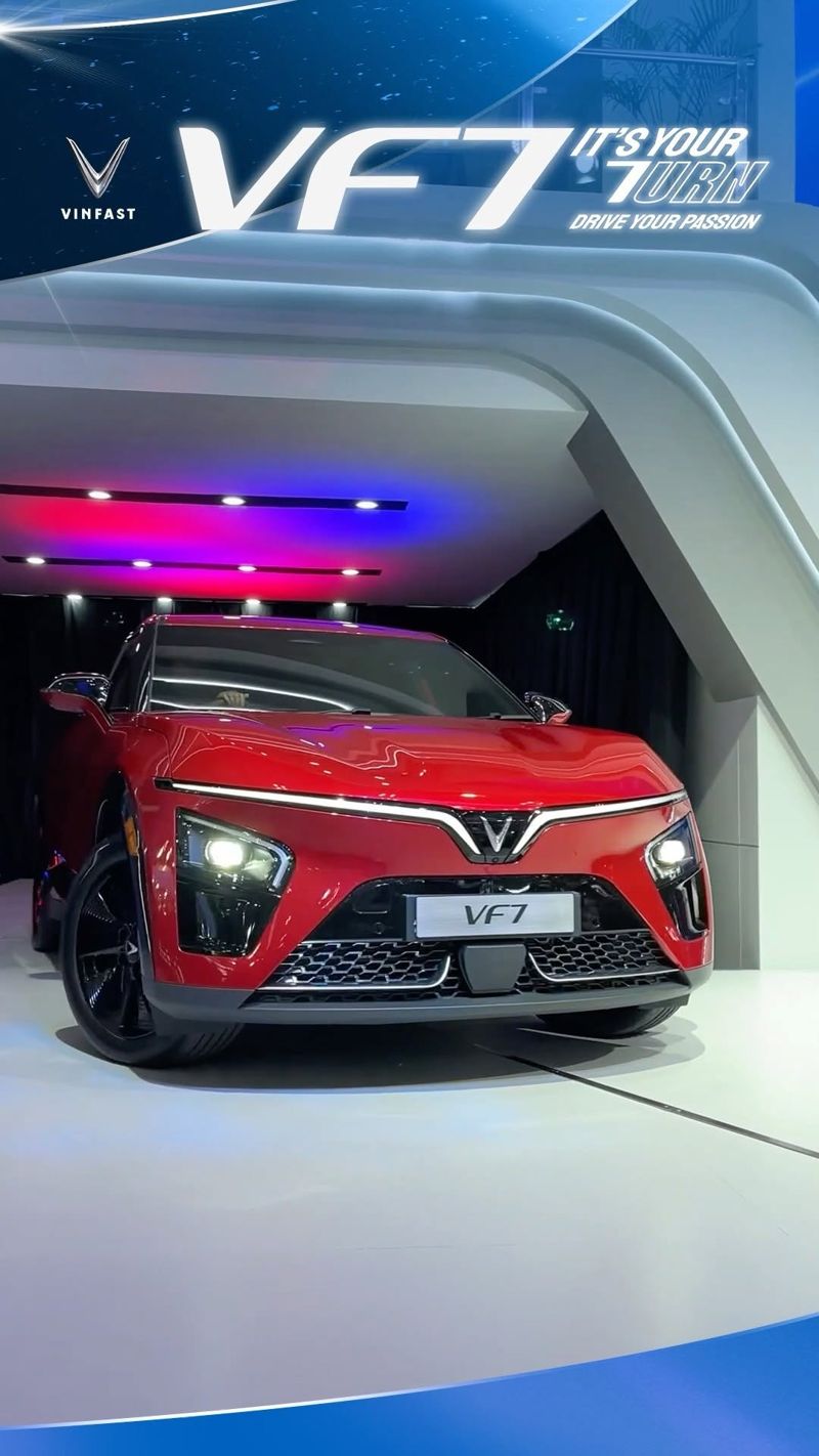 23일 베트남 전기차 브랜드 빈패스트의 전기 SUV 모델 'VF 7'이 GIIAS 2025 오토쇼 기자회견에서 인도네시아 최초로 공개됐다. 빈패스트 인도네시아 법인 공식 SNS 갈무리
