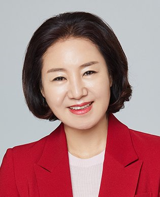 [김해=뉴시스]이미애 김해시의원. 뉴시스DB. photo@newsis.com