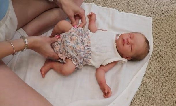 "솜털까지 그대로…" 1100만원짜리 아기 리얼돌 美 인기 폭발