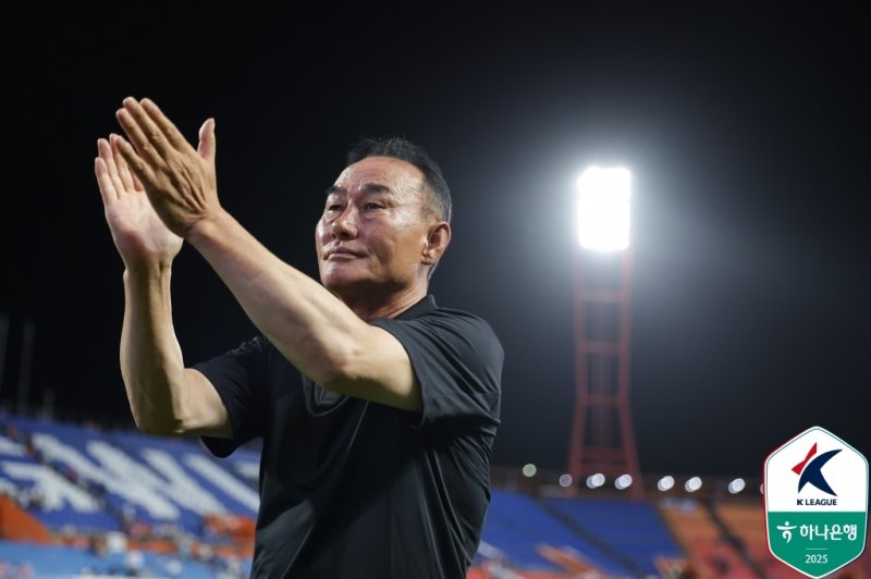 제주SK FC의 김학범 감독 (출처=연합뉴스)