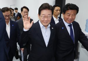 최신 뉴스 이미지