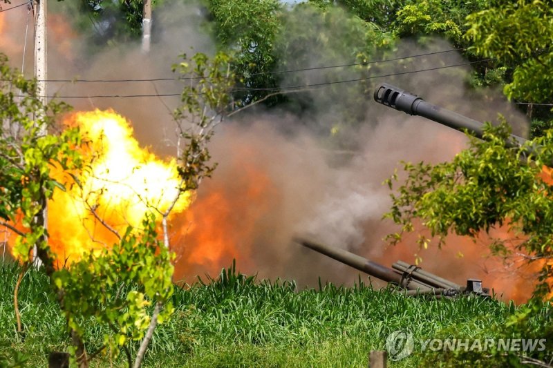 태국군 캄보디아에 포격 (출처=연합뉴스)