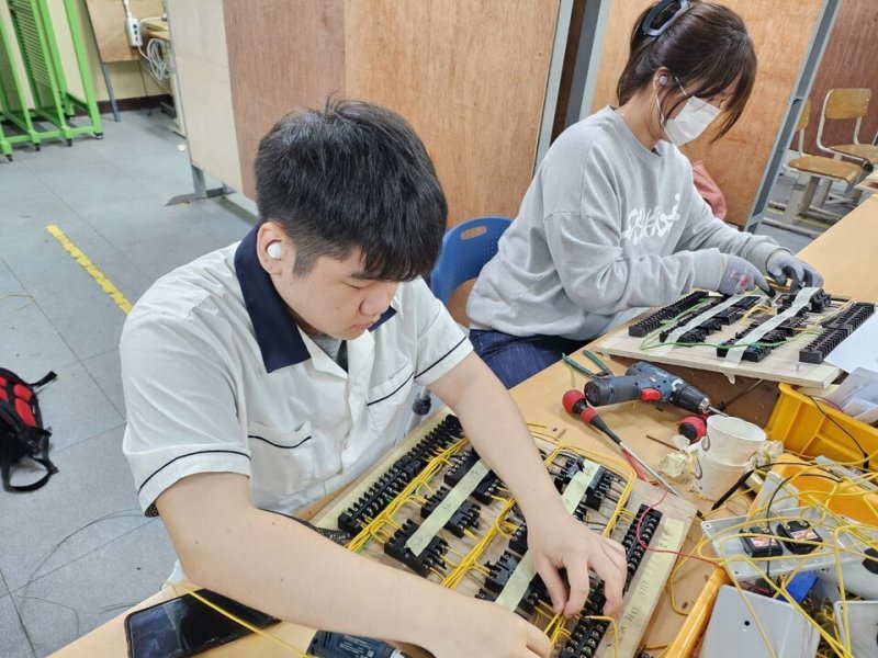 국가기술자격 필기시험 면제자 검정시험에서 응시생이 실기시험을 치르고 있다. (바카라사이트 윈윈도바카라사이트 윈윈청 제공, 재판매 및 DB 금지)/뉴스1