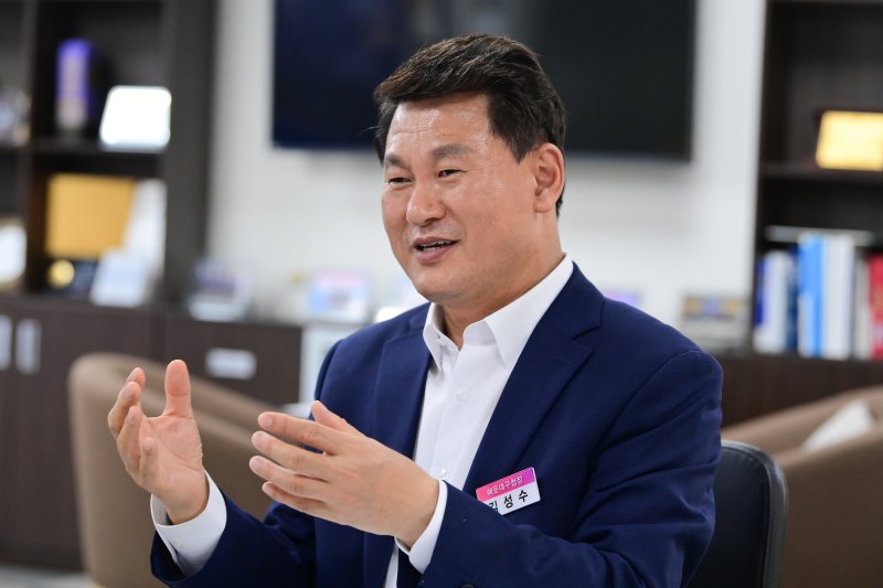 [부산=뉴시스] 김성수 해운대바카라사이트 소개. (사진=해운대구 제공) *재판매 및 DB 금지